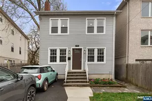 38 Hinsdale Pl, Newark, NJ 07104 - Photo 2
