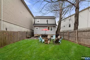 38 Hinsdale Pl, Newark, NJ 07104 - Photo 22