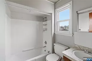 36 Edison St, Bloomfield, NJ 07003 - Photo 14
