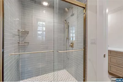 279 Miller Road, Mahwah, NJ 07430 - Photo 32