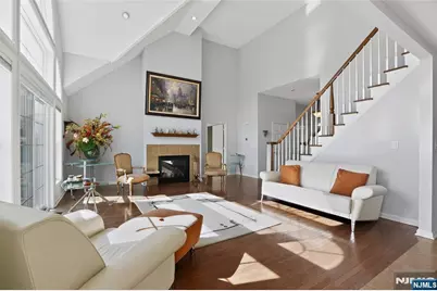 4 Coventry Road, Hamburg, NJ 07419 - Photo 8