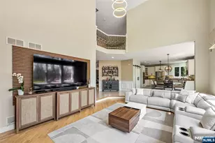 18 Renshaw Dr, Montville Township, NJ 07045 - Photo 8