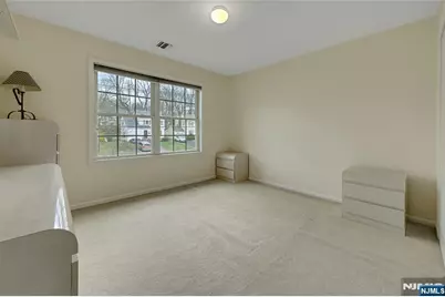 123 Livingston Avenue, Livingston, NJ 07039 - Photo 24