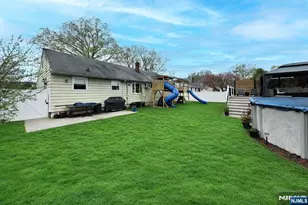 331 Lacey Dr, New Milford, NJ 07646 - Photo 24