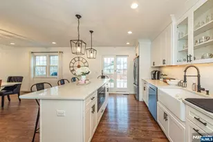 8 Cypress Ct, Fairfield, NJ 07004 - Photo 8