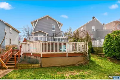 501 Chase Avenue, Lyndhurst Township, NJ 07071 - Photo 26