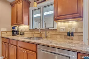 85 Larsen Rd, West Milford, NJ 07480 - Photo 20