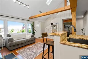 426 E Lakeshore Dr, Vernon, NJ 07422 - Photo 10