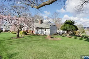 223 Linda Vista Ave, North Haledon, NJ 07508 - Photo 6