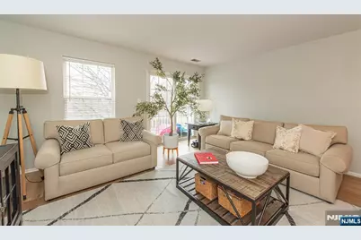 2141 Jordan Court, Mahwah, NJ 07430 - Photo 4