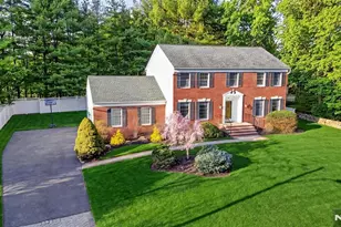 18 Stonewall Ct, Mahwah, NJ 07430 - Photo 2