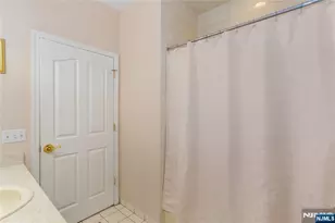 71 Parker Ave, Hawthorne, NJ 07506 - Photo 18