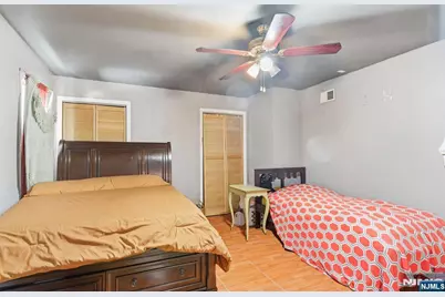 135 Dixon Avenue, Paterson, NJ 07501 - Photo 8