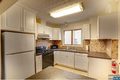 27 Brookline Avenue, Nutley, NJ 07110 - Photo 18