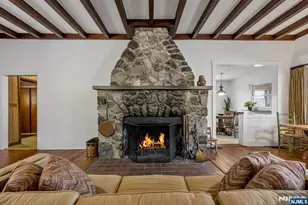27 Middle Rd, Bloomingdale, NJ 07420 - Photo 10