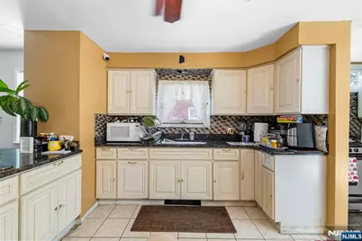 229 Brighton Avenue, Belleville, NJ 07109 - Photo 6