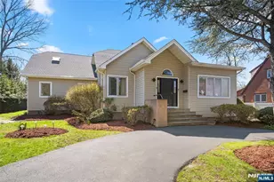 19 Central Ave, Demarest, NJ 07627 - Photo 4