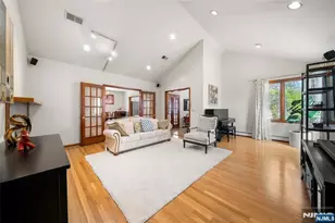 19 Central Ave, Demarest, NJ 07627 - Photo 14