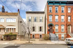 267 Ogden Ave., Jersey City, NJ 07307 - Photo 32