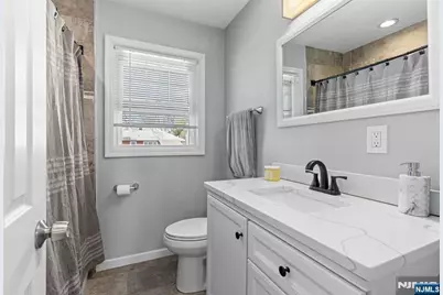 404 Simons Avenue, Hackensack, NJ 07601 - Photo 22