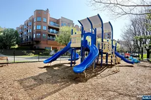 404 Jefferson Ct Ph4, Edgewater, NJ 07020 - Photo 28