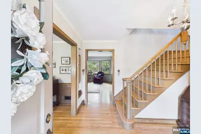 808 Parsons Road, Ridgewood, NJ 07450 - Photo 4