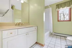 17 Sherbrooke Dr, Lincoln Park, NJ 07035 - Photo 20