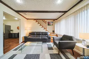 907 Spring Valley Rd, Maywood, NJ 07607 - Photo 8