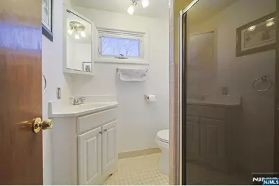 907 Spring Valley Road, Maywood, NJ 07607 - Photo 22