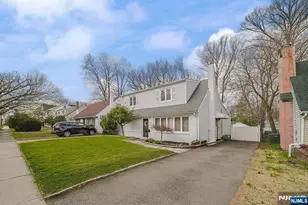 907 Spring Valley Rd, Maywood, NJ 07607 - Photo 2