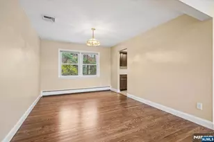61 N Hillside Ave, Roxbury Township, NJ 07876 - Photo 10