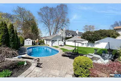 158 Carmita Avenue, Rutherford, NJ 07070 - Photo 42