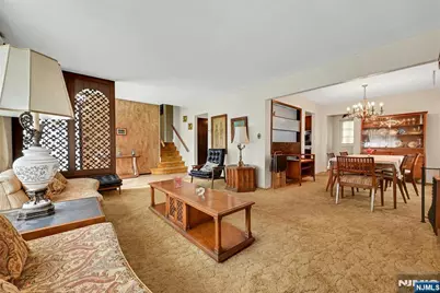664 Woodside Avenue, River Vale Township, NJ 07675 - Photo 8