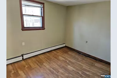30 Riverside Drive, Oakland, NJ 07436 - Photo 8