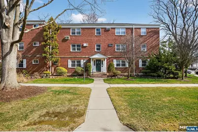 243 Johnson Avenue L4 #L4, Hackensack, NJ 07601 - Photo 1