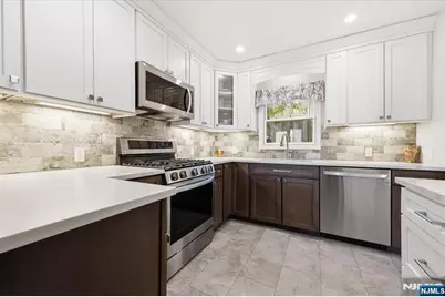 29 Sunset Avenue, Butler, NJ 07405 - Photo 12