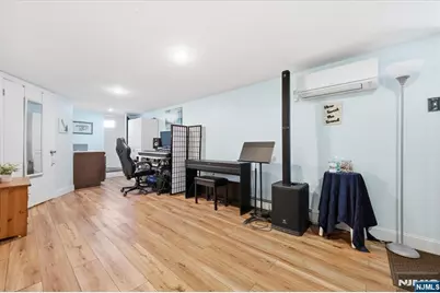 29 Sunset Avenue, Butler, NJ 07405 - Photo 18