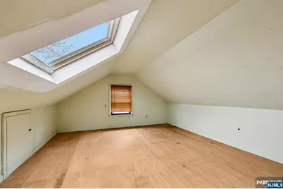971 Garrison Avenue, Teaneck Township, NJ 07666 - Photo 32
