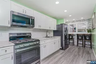 389 Madeline Ave, Garfield, NJ 07026 - Photo 22