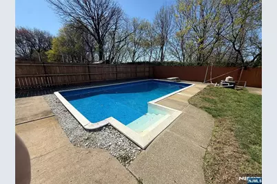 155 Rutherford Boulevard, Clifton, NJ 07014 - Photo 20