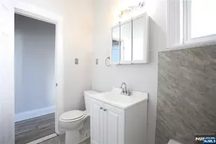 210 Day Ave, Cliffside Park, NJ 07010 - Photo 20