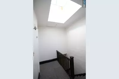210 Day Avenue, Cliffside Park, NJ 07010 - Photo 22