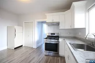 210 Day Ave, Cliffside Park, NJ 07010 - Photo 14