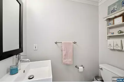 428 Newburgh Court, West New York, NJ 07093 - Photo 12