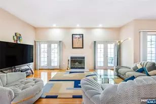 10 Pierson Ct, Mahwah, NJ 07430 - Photo 22
