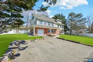 38 Passaic Ave, North Haledon, NJ 07508 - Photo 2
