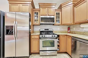 421 Lafayette Ave 421, Cliffside Park, NJ 07010 - Photo 10