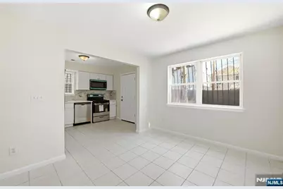 424 15th Street, Newark, NJ 07103 - Photo 8