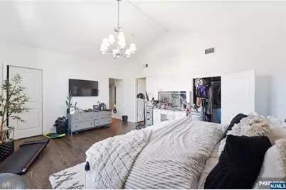 770 Hartwell Street, Teaneck Township, NJ 07666 - Photo 22