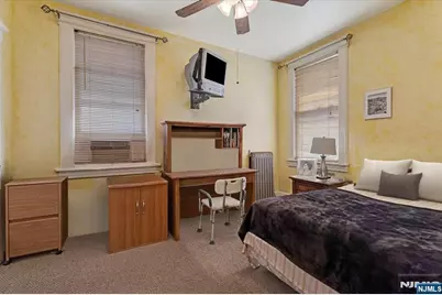652 1st Avenue, Elizabeth, NJ 07206 - Photo 14